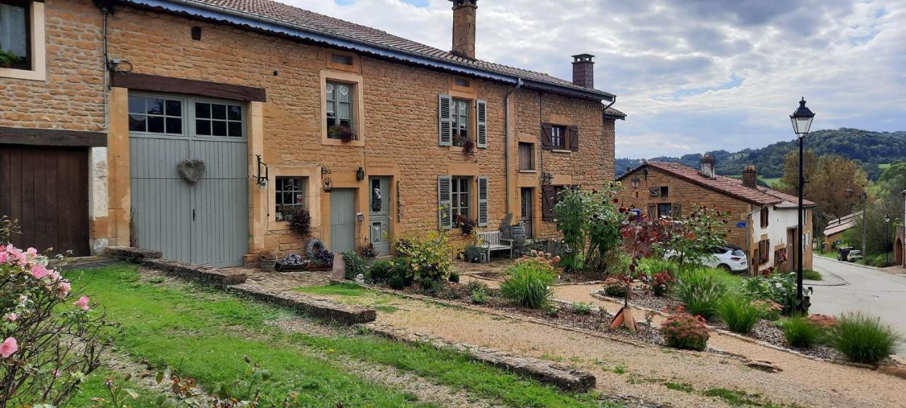 Les Gites & Chambres D'Hotes De La Ferme De Rosiere Houdrigny Dış mekan fotoğraf